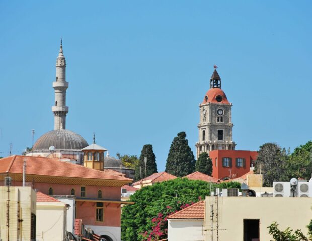 Suleiman Moschee und Uhrenturm